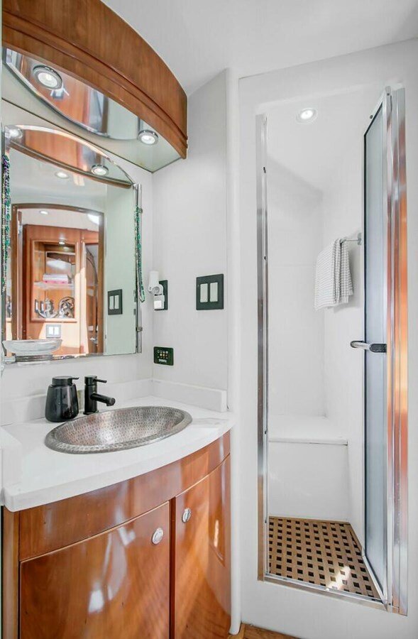 2000-carver-53-9-5ef8df