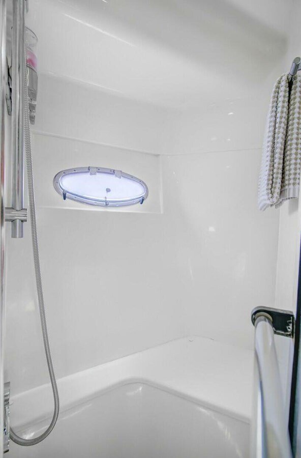 2000-carver-53-9-5ef8df