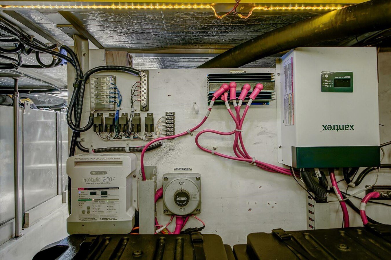 2000-carver-53-9-5ef8df