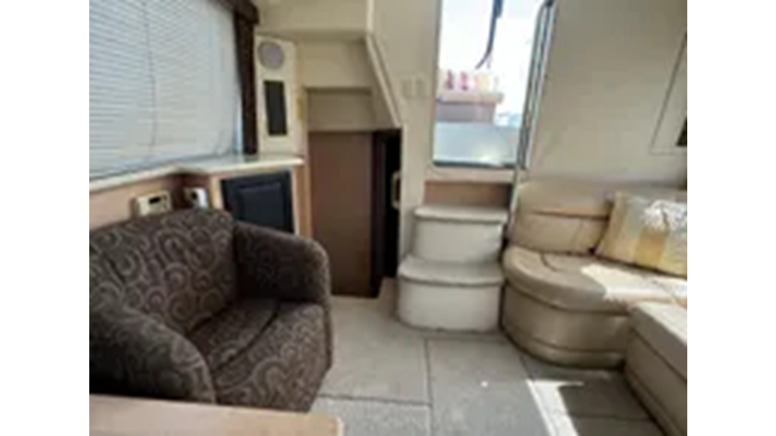 2000-carver-yachts-41-1-b9a329