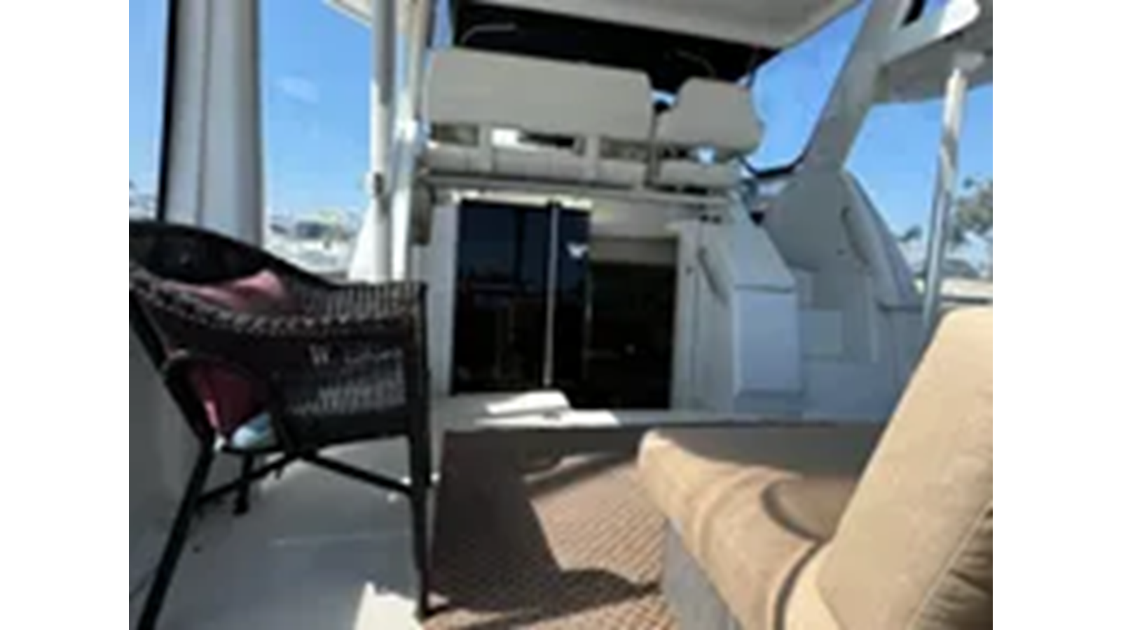 2000-carver-yachts-41-1-b9a329