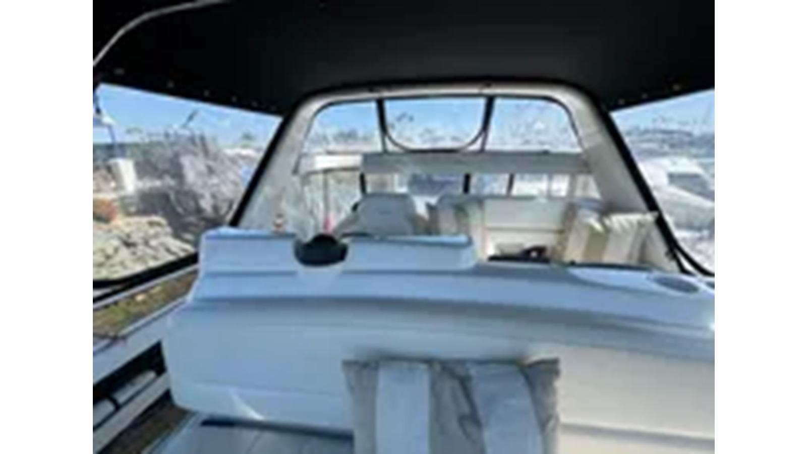 2000-carver-yachts-41-1-b9a329