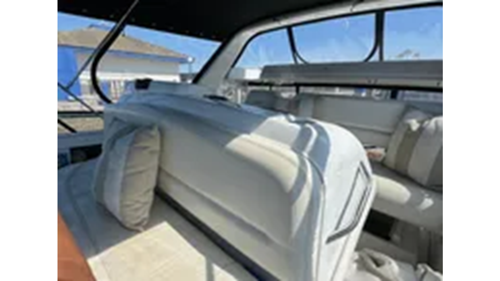 2000-carver-yachts-41-1-b9a329