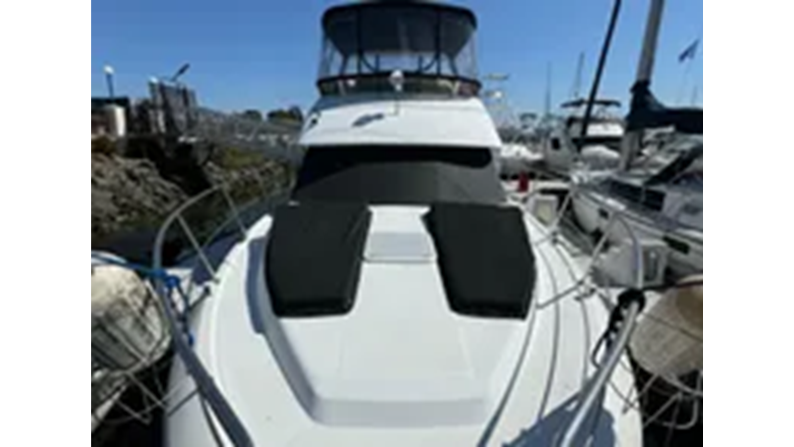 2000-carver-yachts-41-1-b9a329