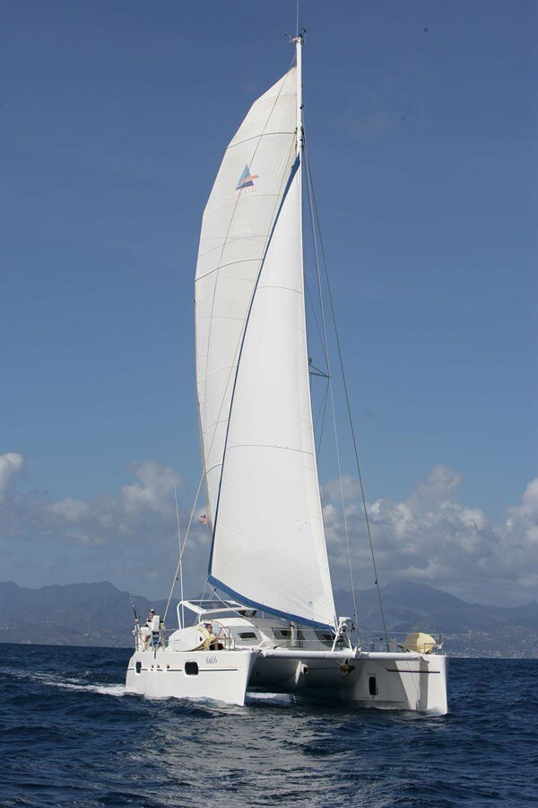 2000-catana-47-388854