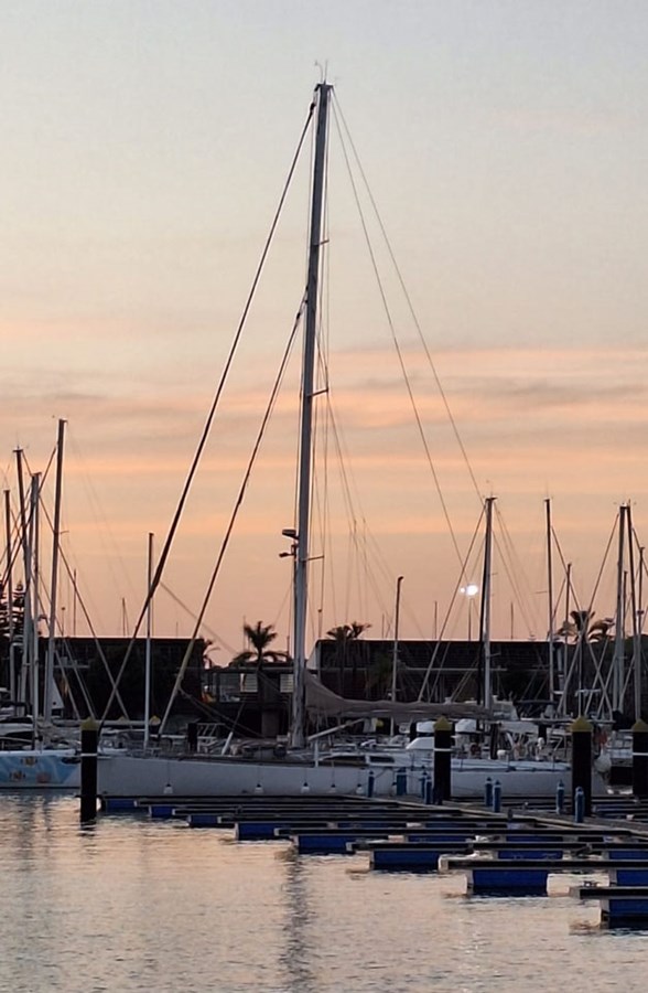 2000-devonport-yachts-72-2-da0e27