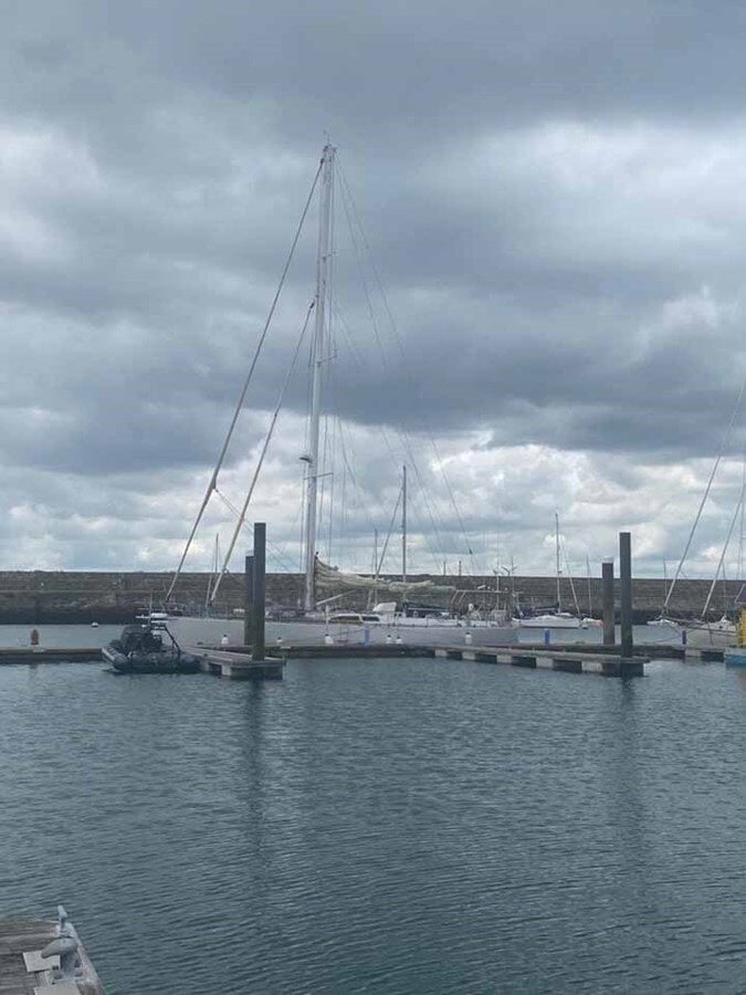 2000-devonport-yachts-72-2-da0e27