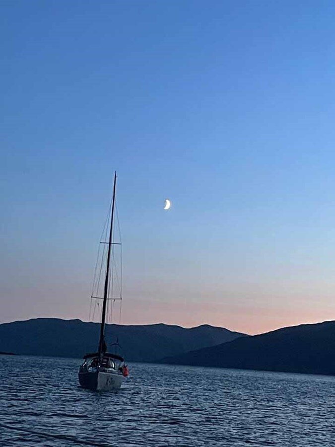 2000-devonport-yachts-72-2-da0e27