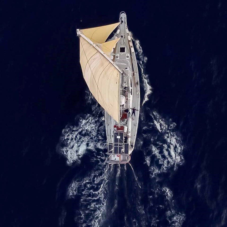 2000-devonport-yachts-72-2-da0e27