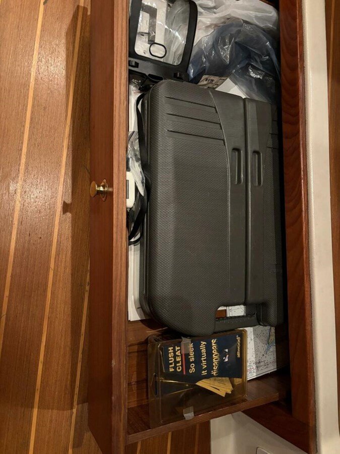 2000-mainship-36-1-6ff7b2