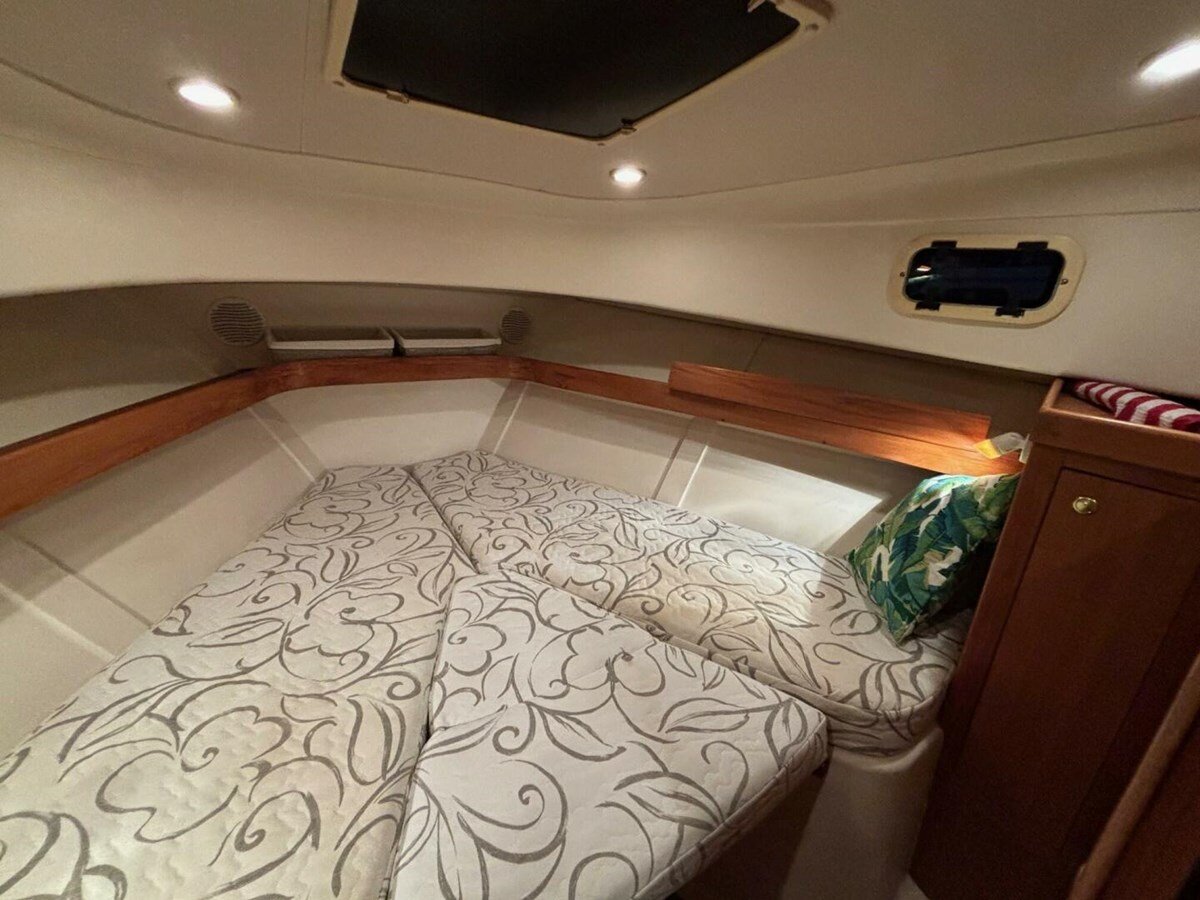 2000-mainship-36-1-6ff7b2