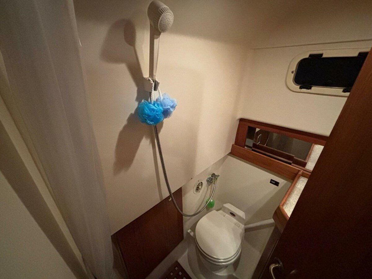 2000-mainship-36-1-6ff7b2