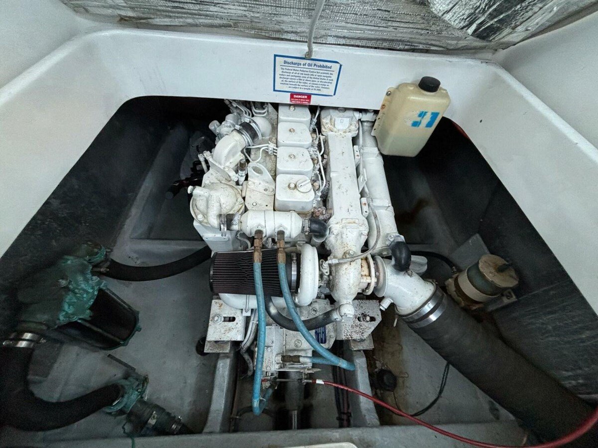 2000-mainship-36-1-6ff7b2