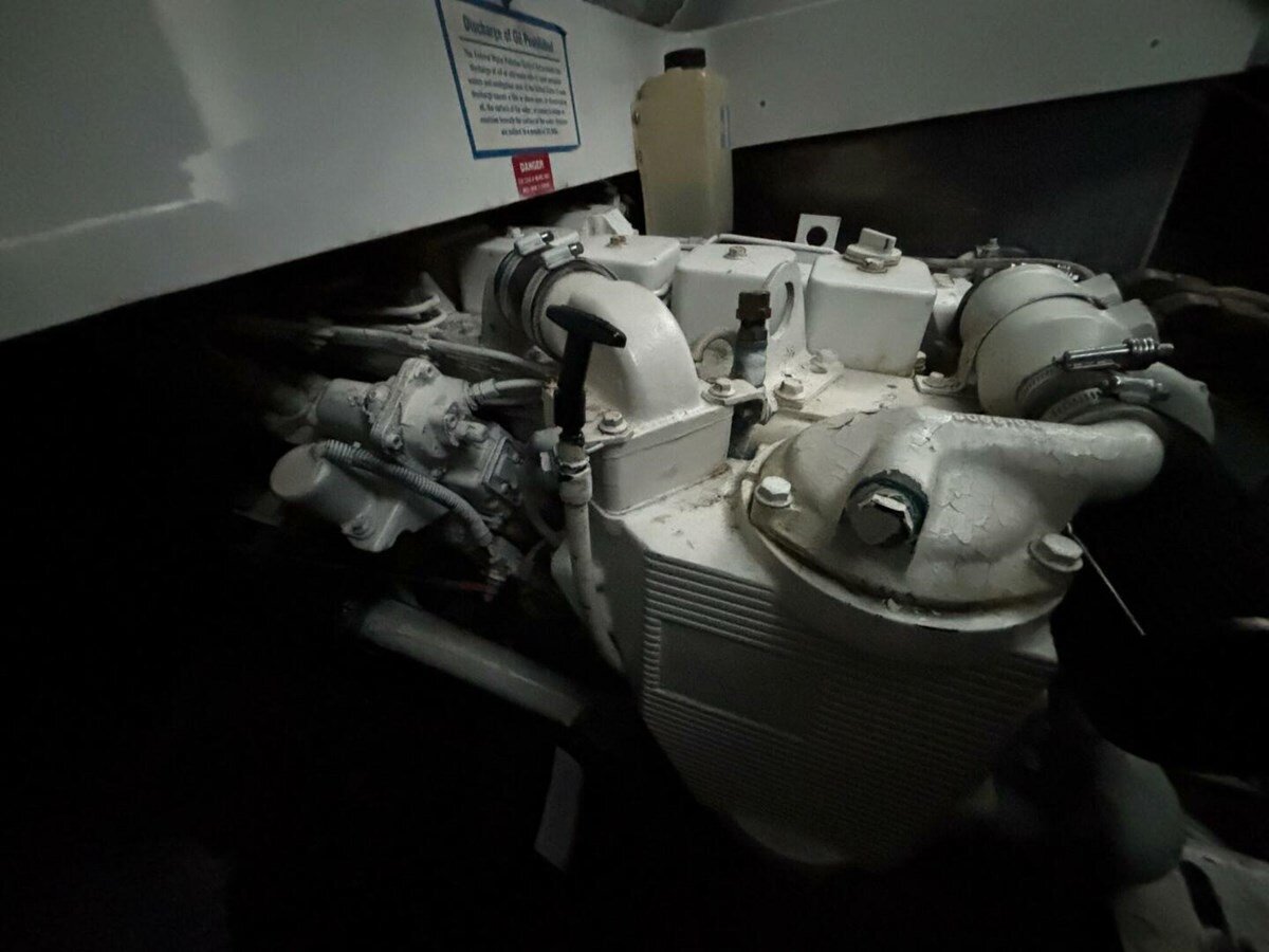 2000-mainship-36-1-6ff7b2