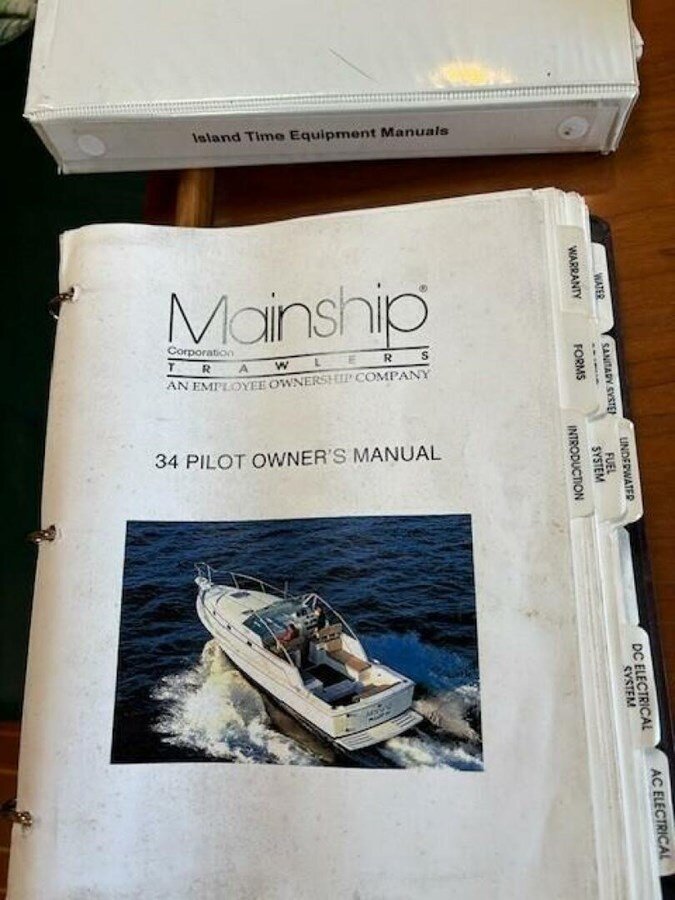 2000-mainship-36-1-6ff7b2