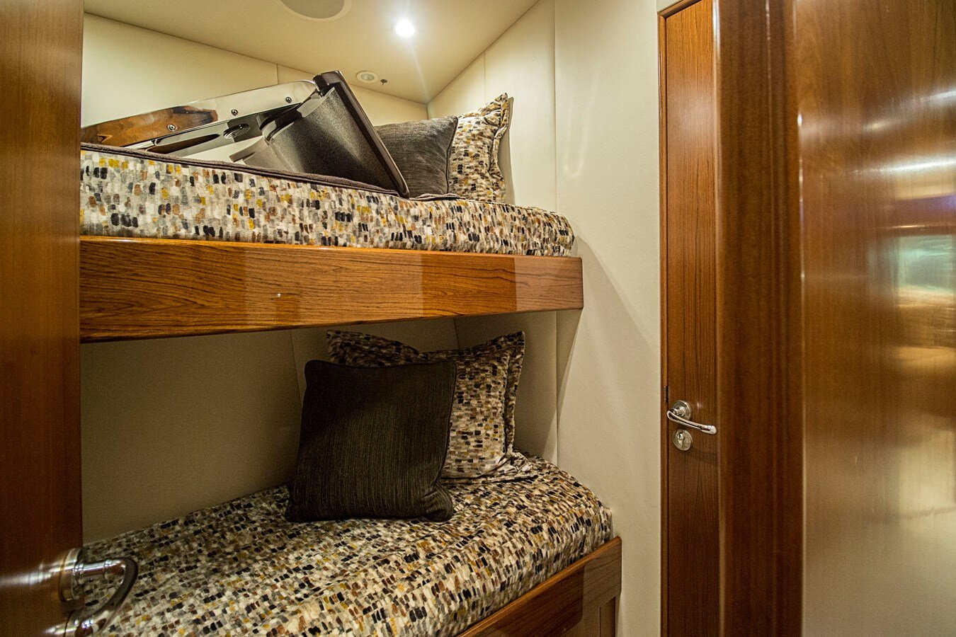 2000-merritt-boat-works-80-5e8789