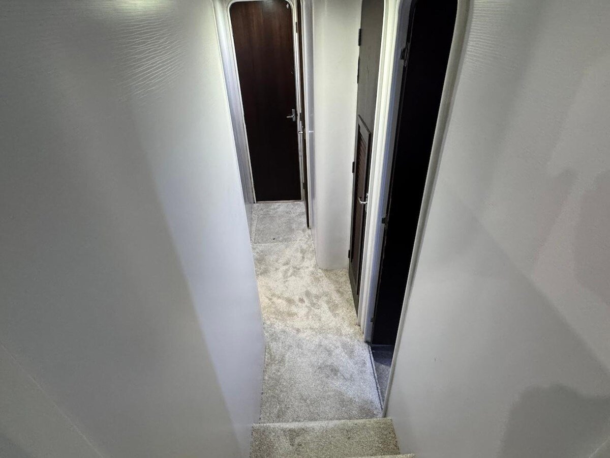 2000-ocean-yachts-48-9311ab