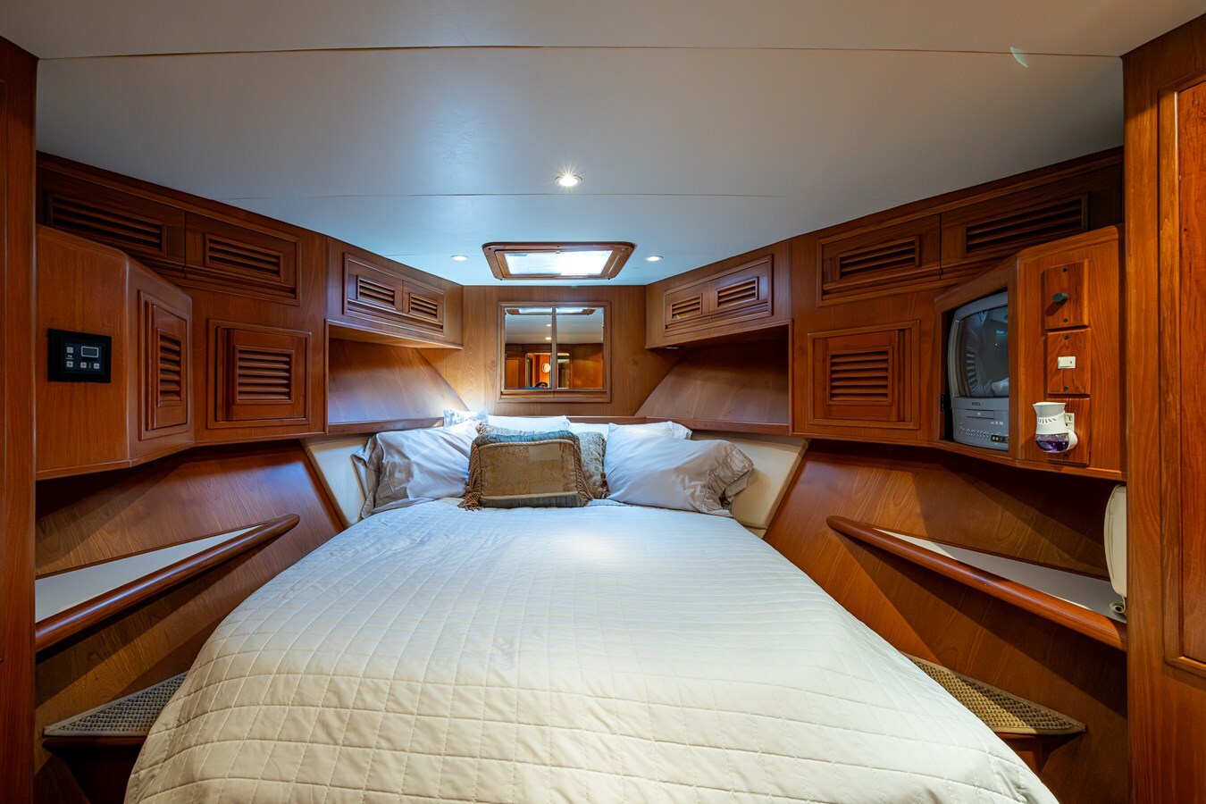 2000-offshore-yachts-58-d35438