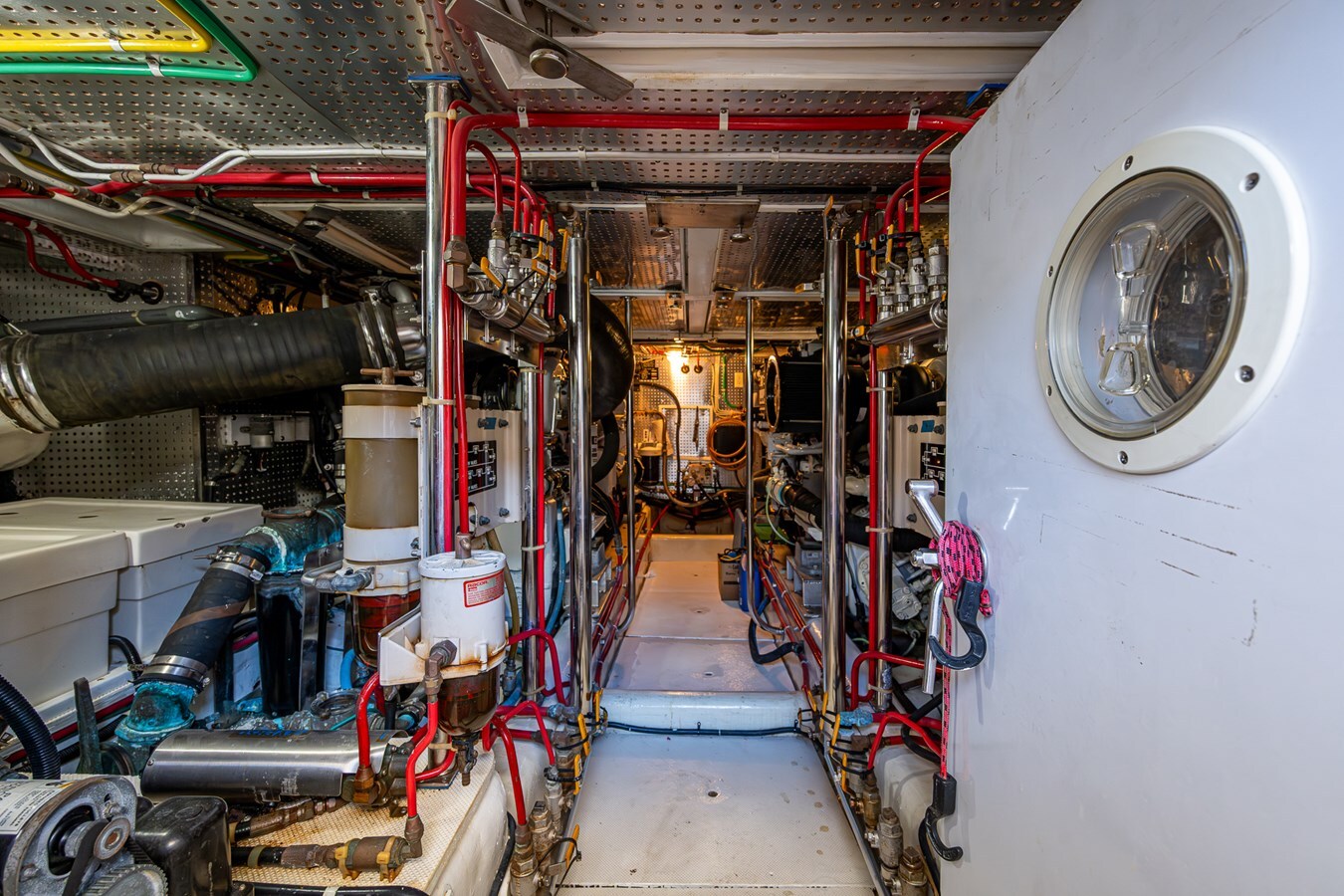 2000-offshore-yachts-58-d35438