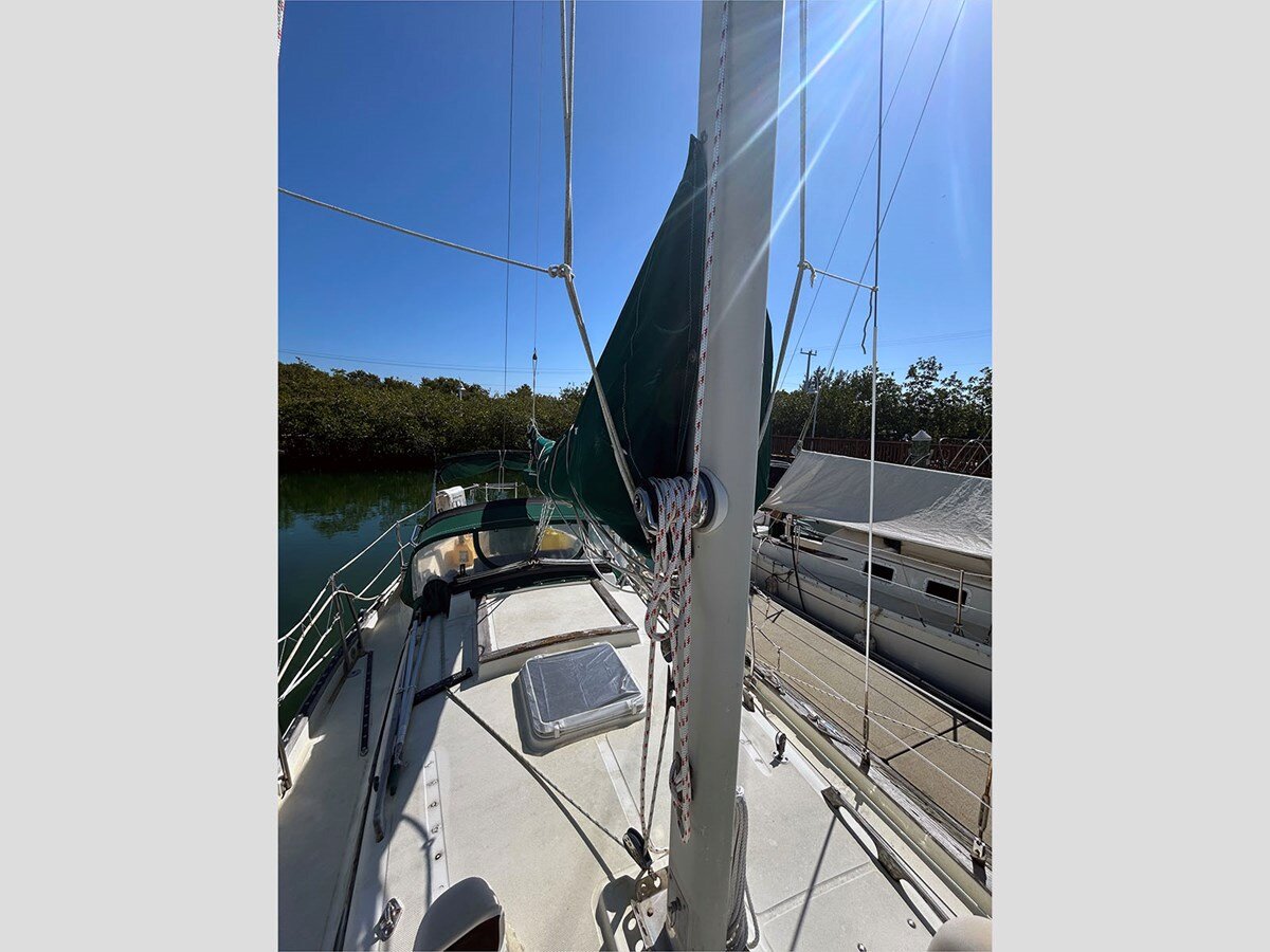 2000-pacific-seacraft-34-1-0d8c47