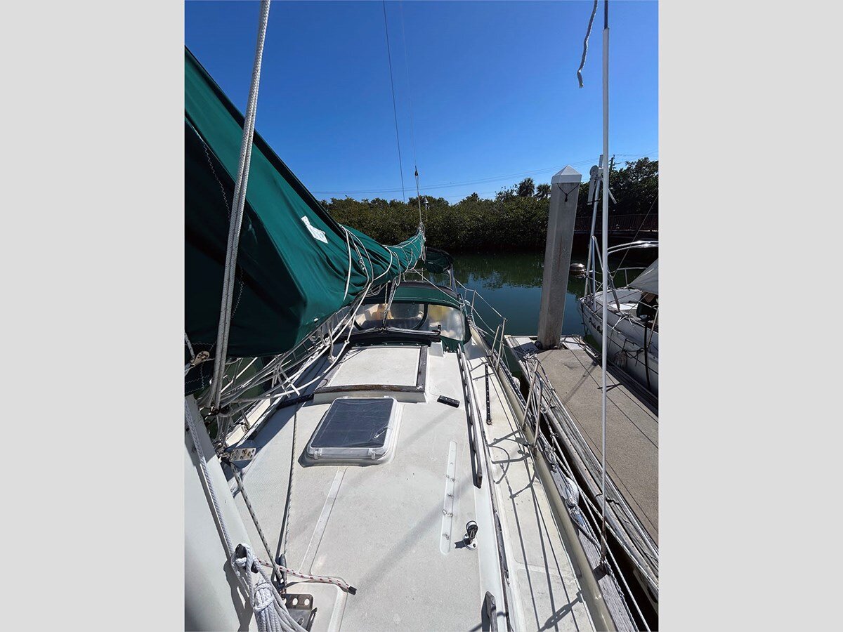 2000-pacific-seacraft-34-1-0d8c47