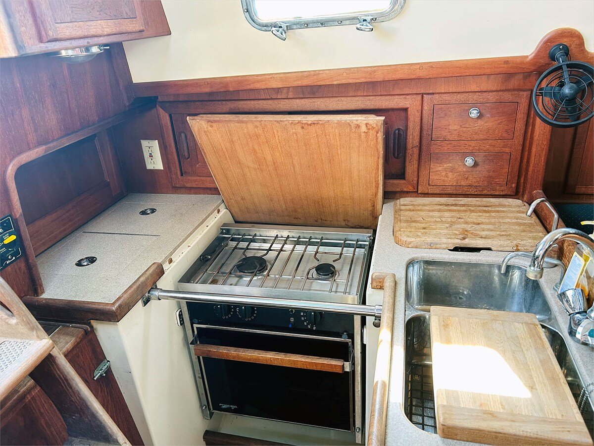 2000-pacific-seacraft-34-1-0d8c47