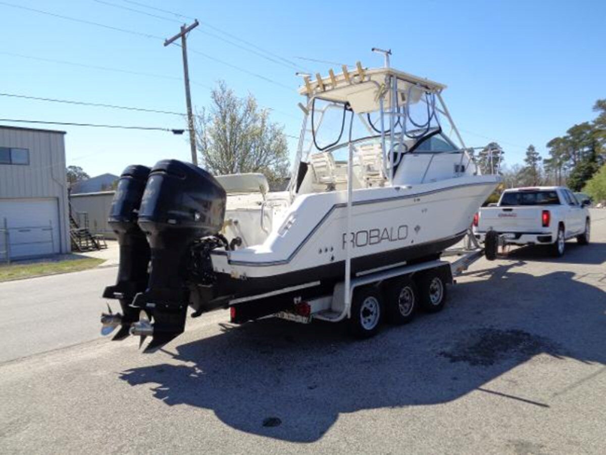 2000-robalo-27-1-7c3252