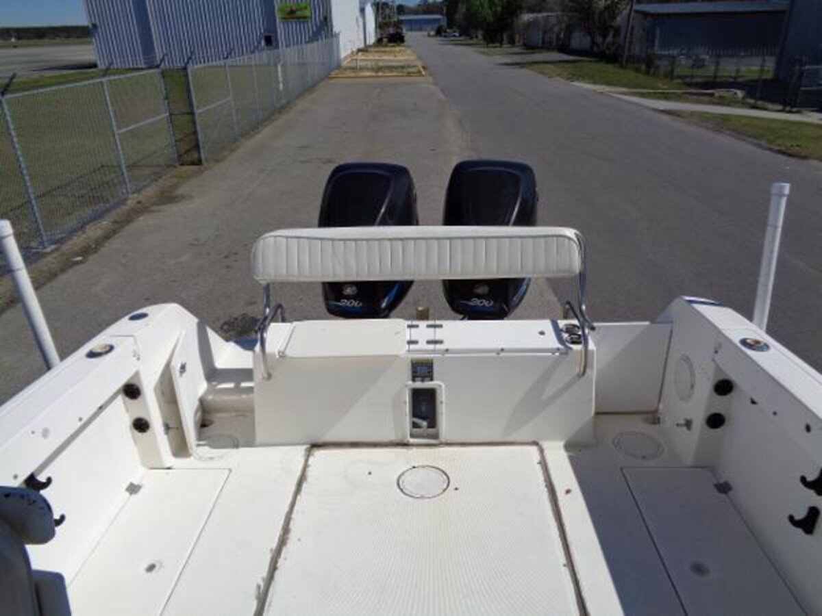 2000-robalo-27-1-7c3252