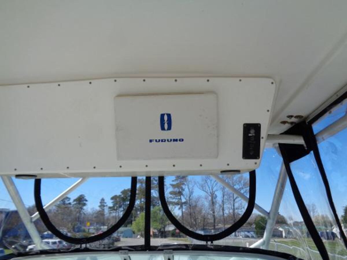 2000-robalo-27-1-7c3252