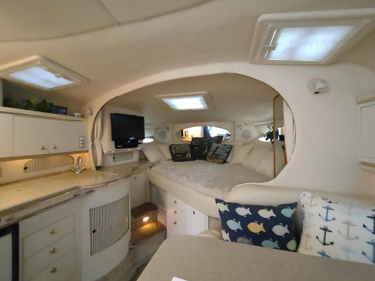 2000-sea-ray-31-6-8c5c1d