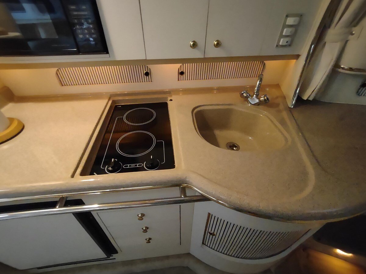 2000-sea-ray-31-6-8c5c1d