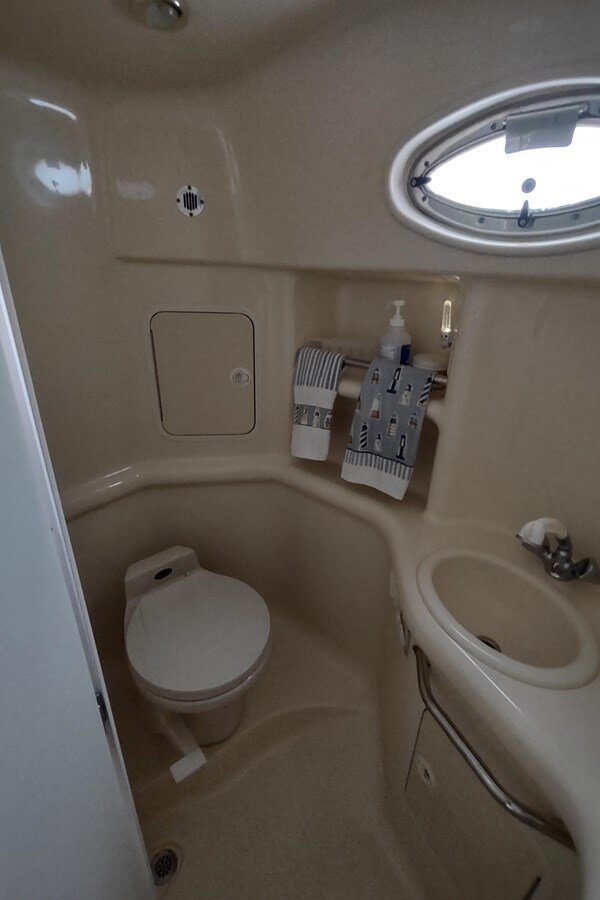 2000-sea-ray-31-6-8c5c1d