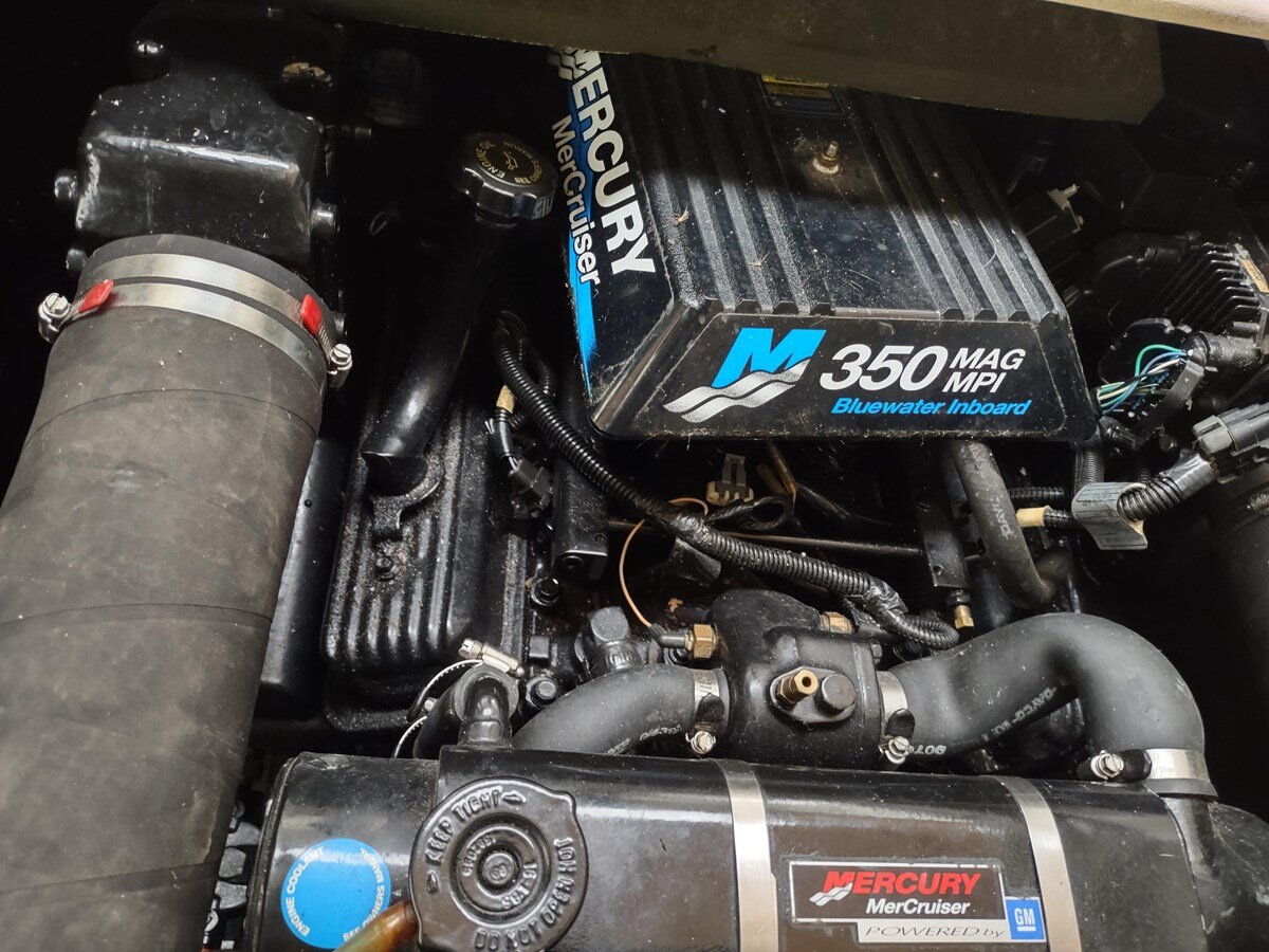 2000-sea-ray-31-6-8c5c1d