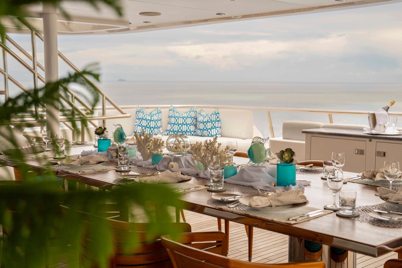 2001-abeking-rasmussen-196-11-cbc084