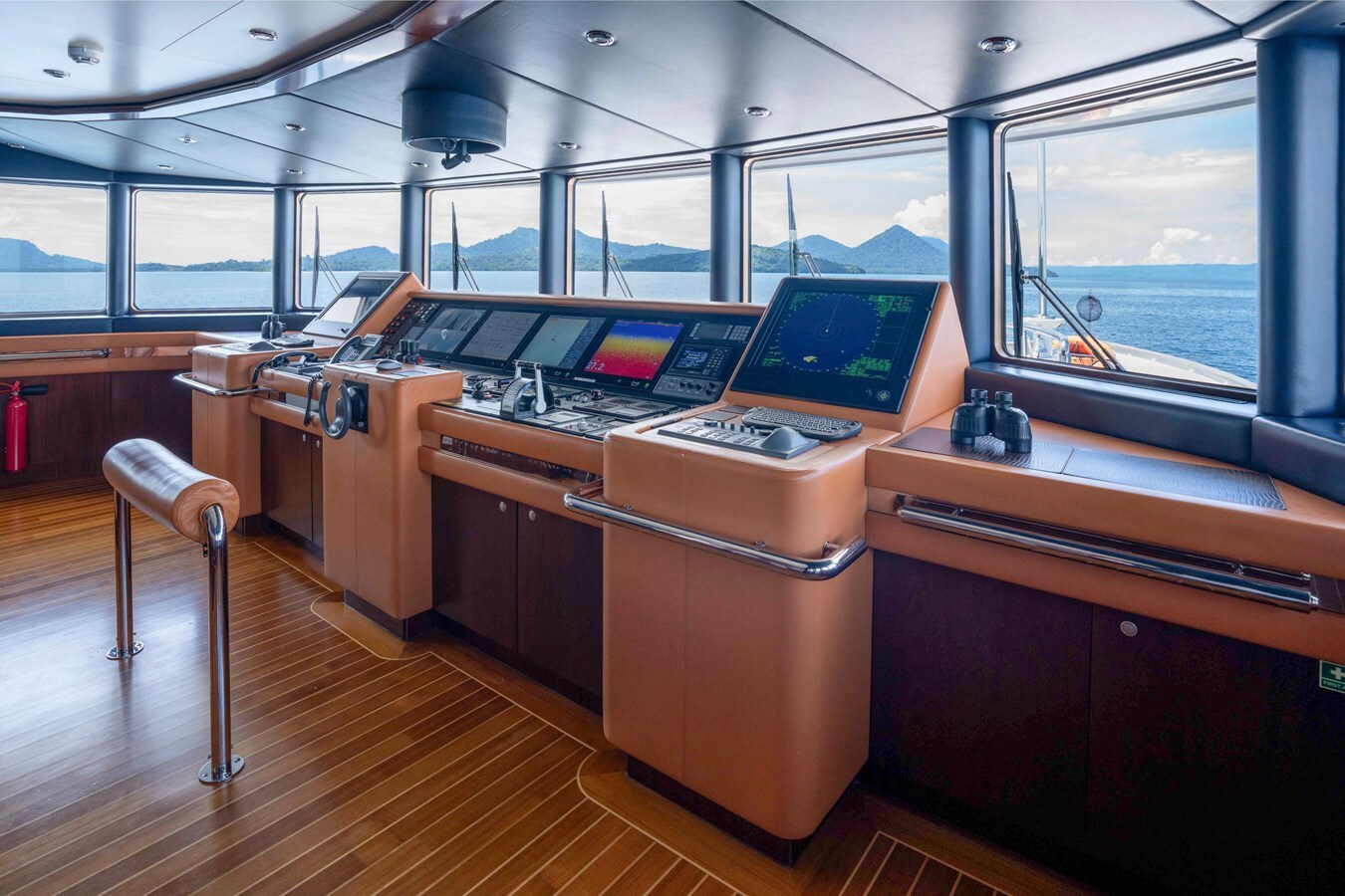 2001-abeking-rasmussen-196-11-cbc084