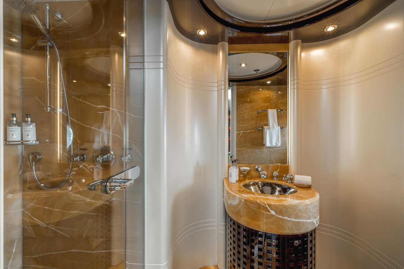 2001-abeking-rasmussen-196-11-cbc084