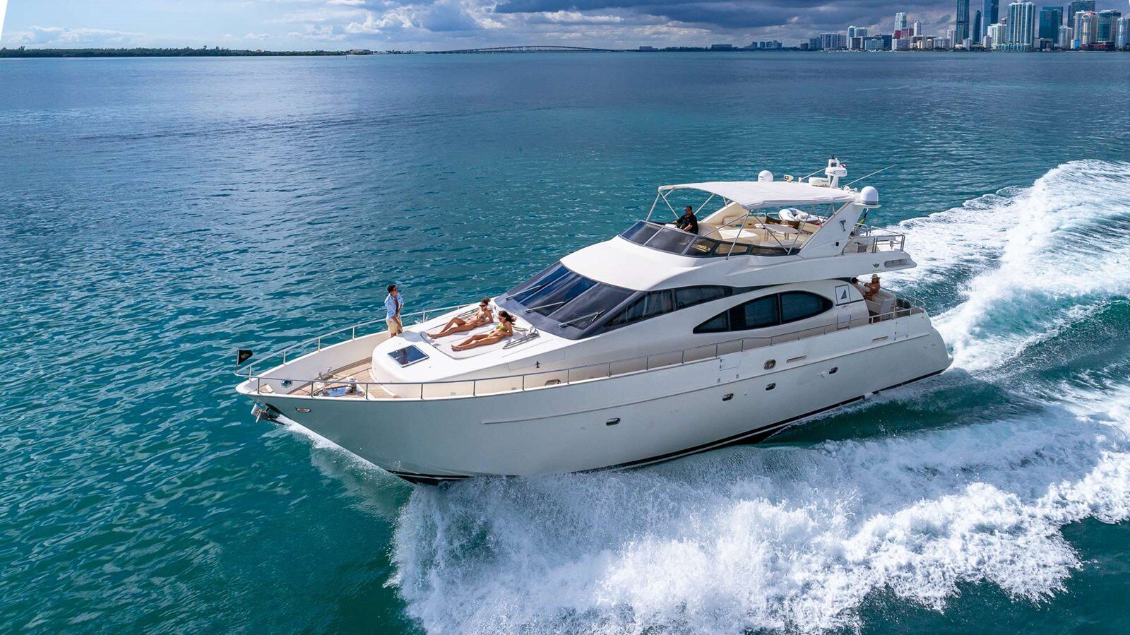 2001-azimut-yachts-70-1-48e001