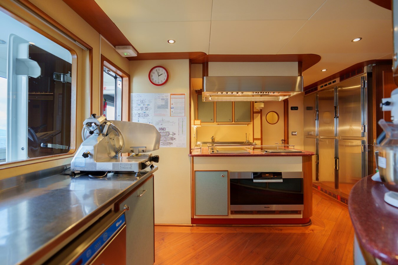 2001-baglietto-145-10-6db993