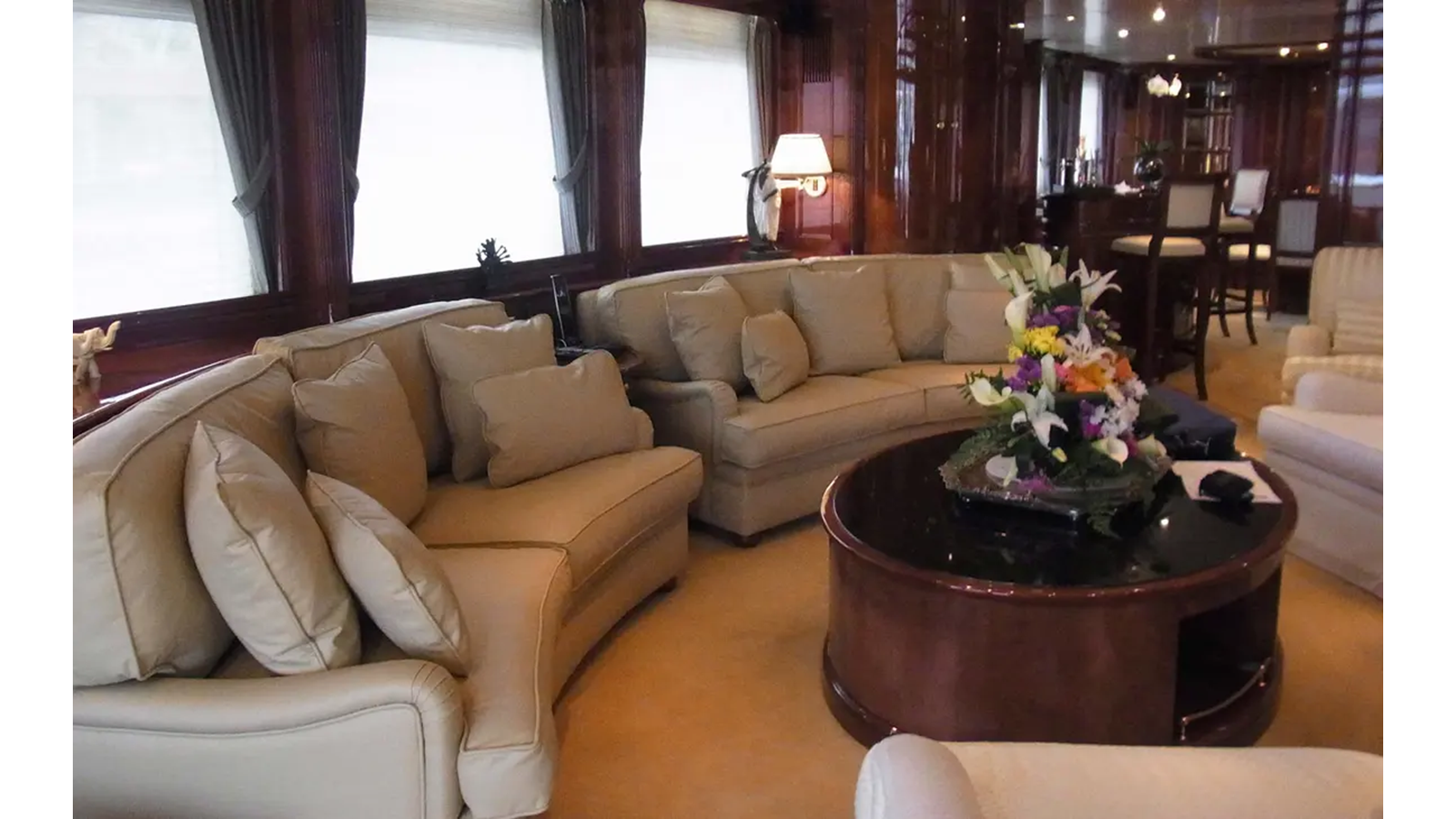 2001 BENETTI 114' 10