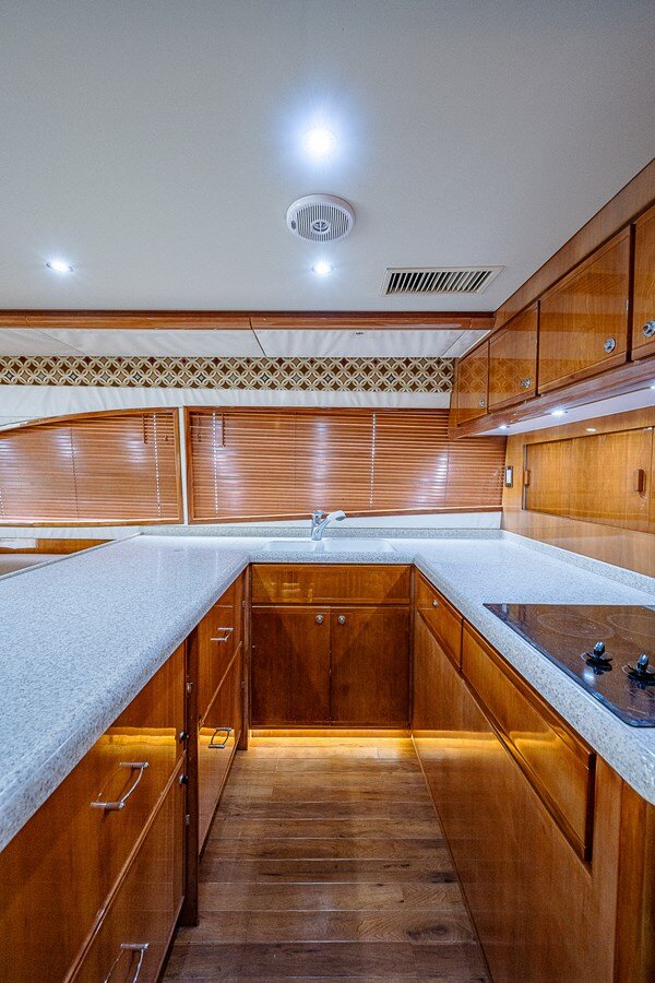 2001-bertram-51-812594