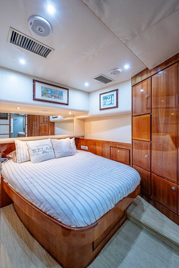 2001-bertram-51-812594