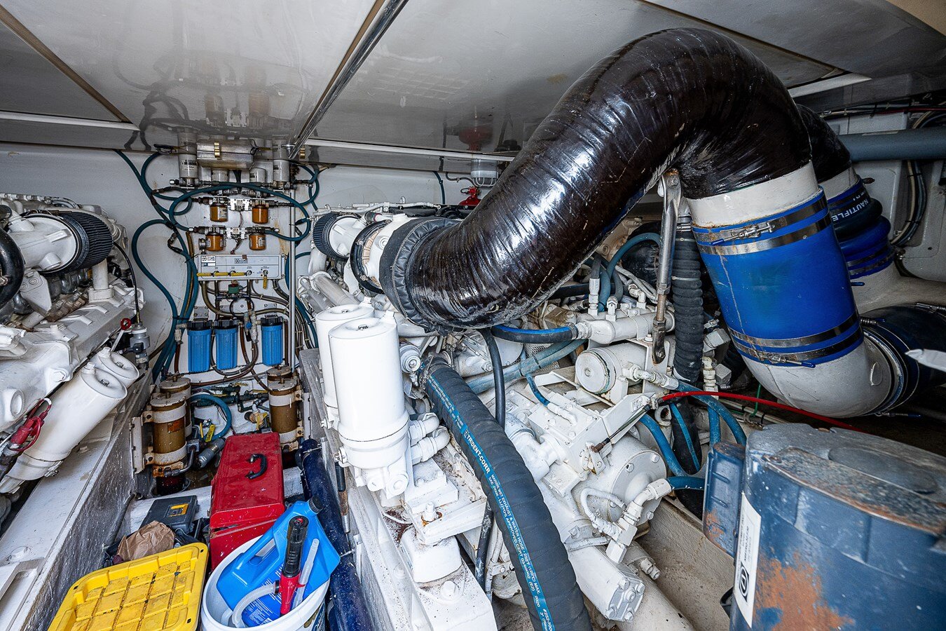 2001-bertram-51-812594