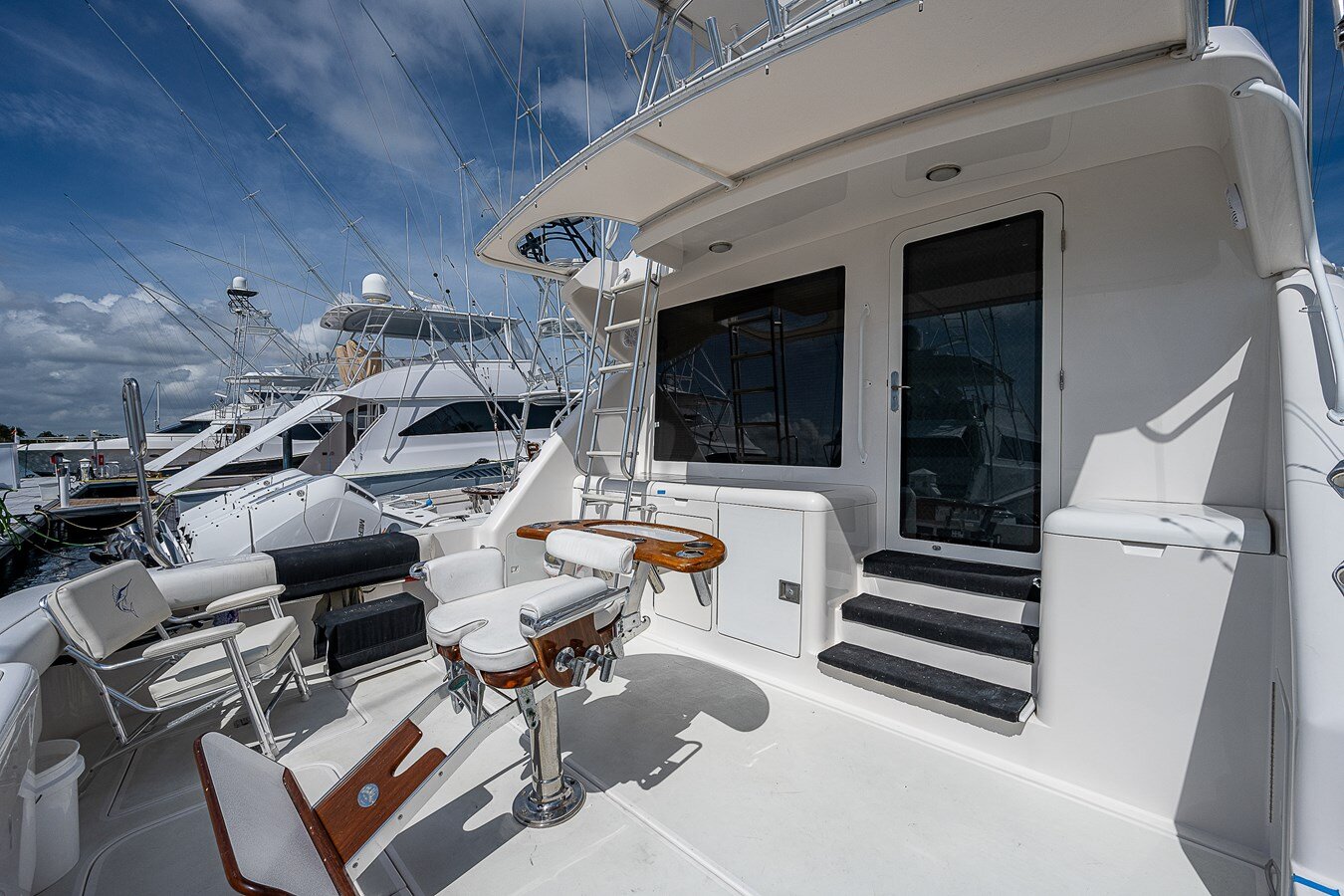 2001-bertram-51-812594