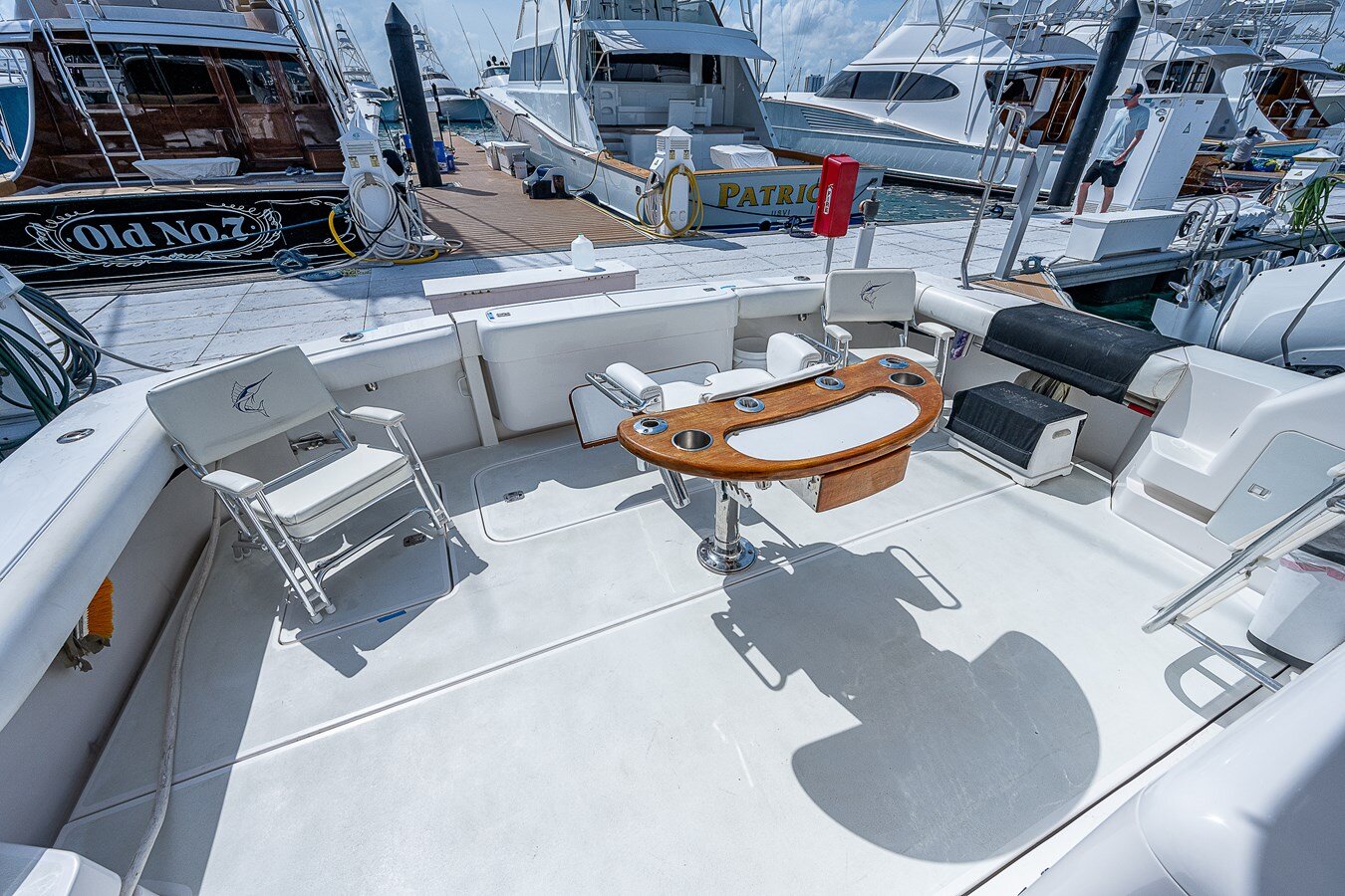 2001-bertram-51-812594