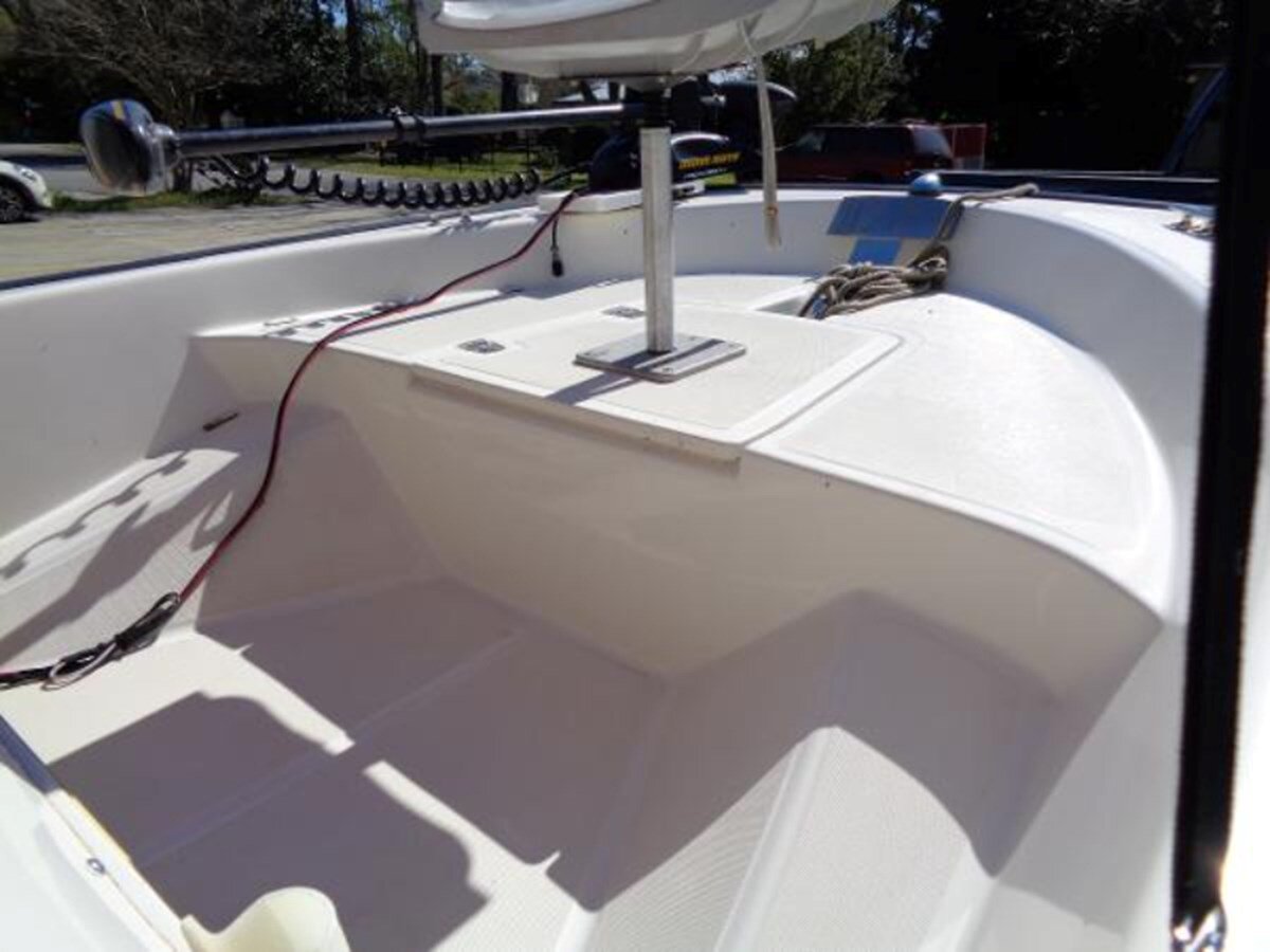 2001-boston-whaler-13-5-37a6ea