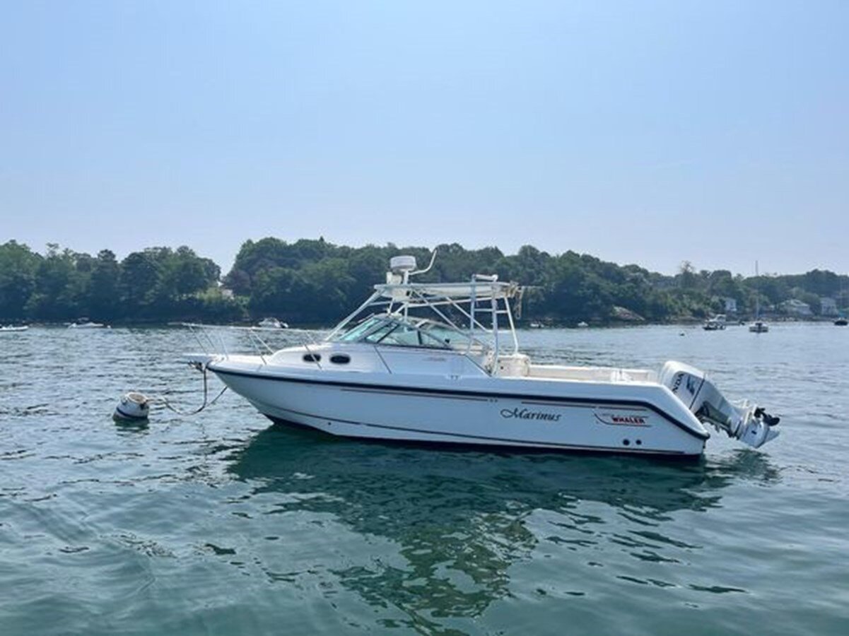 2001-boston-whaler-30-8-fc454a