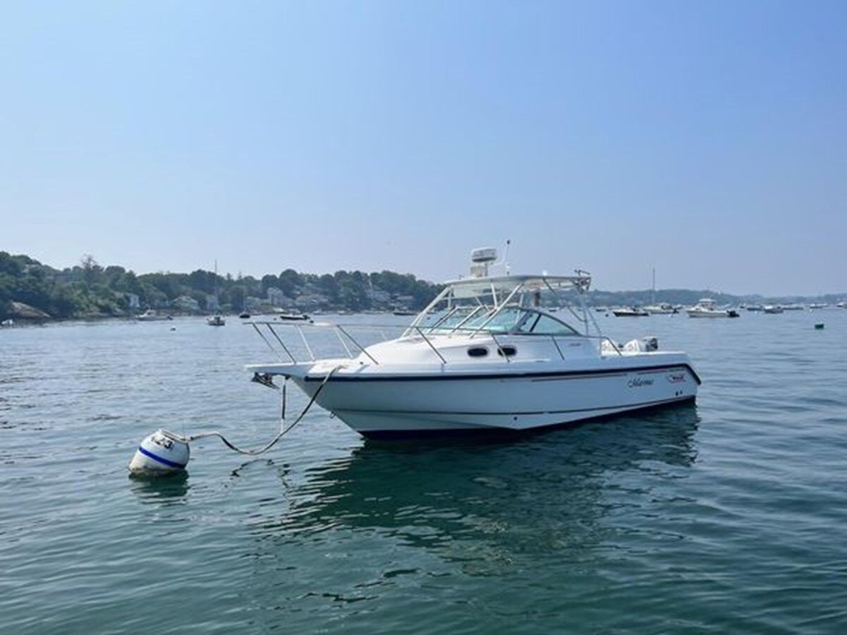 2001-boston-whaler-30-8-fc454a