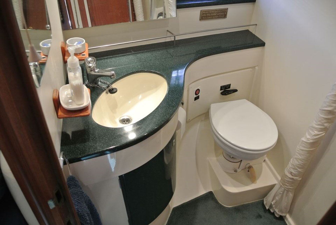 2001-broom-boats-41-4edb5b