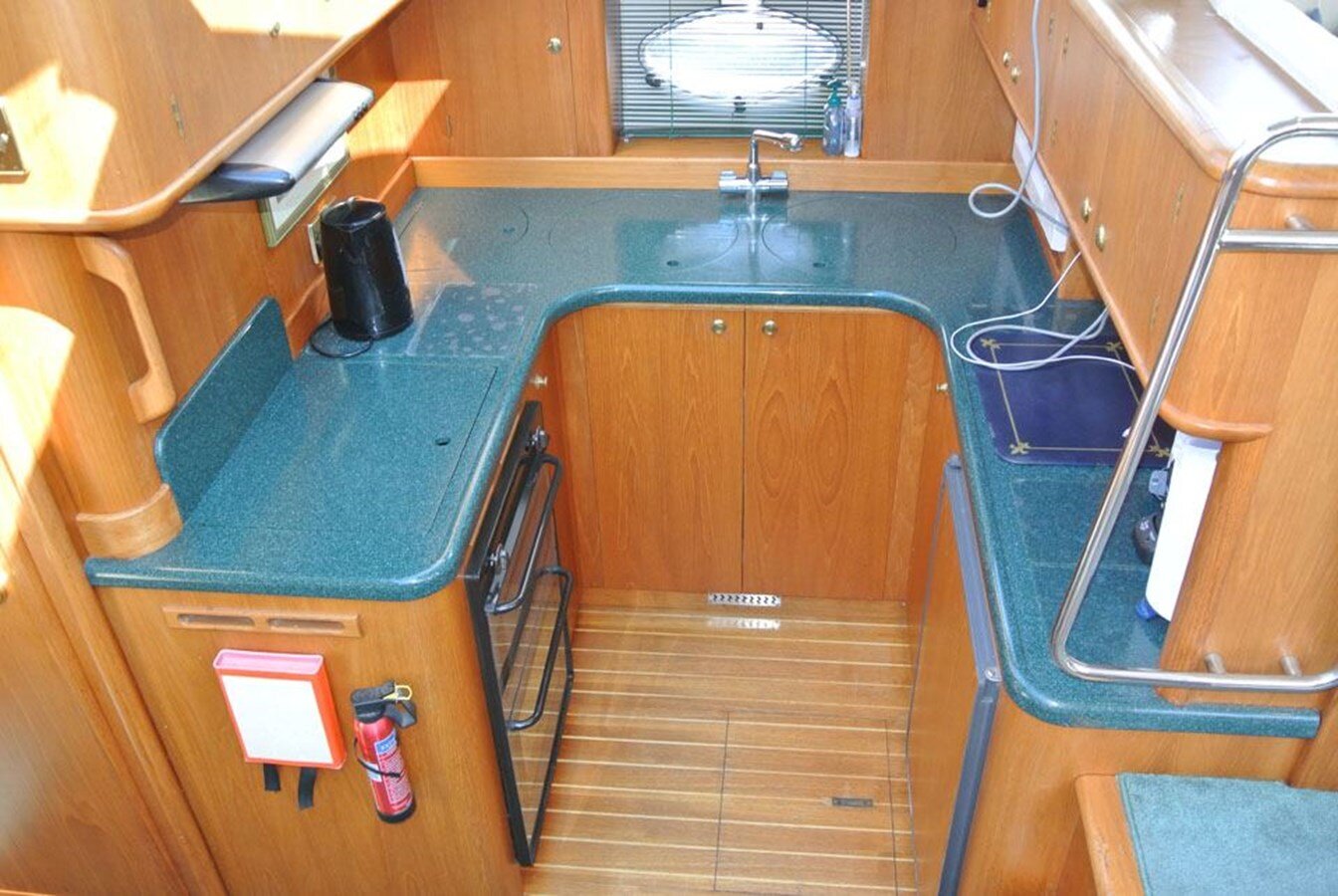 2001-broom-boats-41-4edb5b