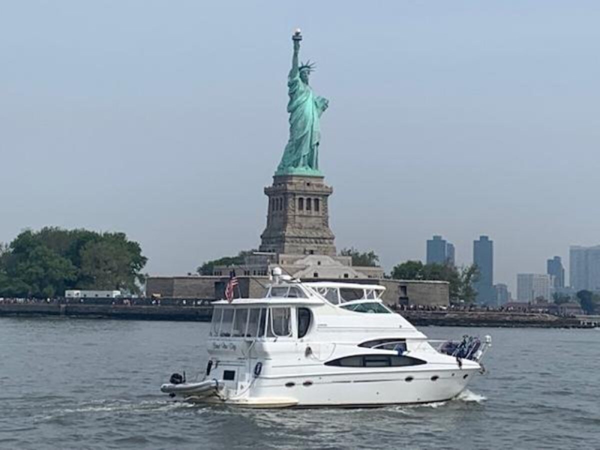 2001-carver-46-6-696d63